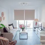 Kato 2bdr | Prime Location By Vichy Holidays 아파트 *