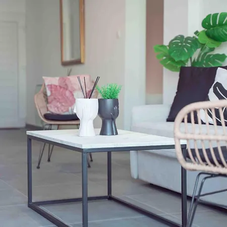 Apartment Kato 2bdr | Prime Location By Vichy Holidays Paphos