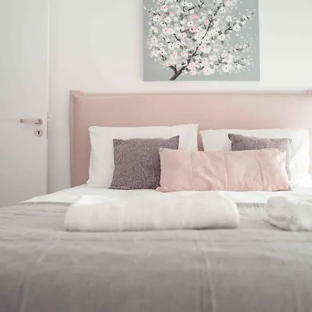 Kato 2bdr | Prime Location By Vichy Holidays Paphos