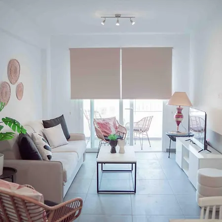 Kato 2bdr | Prime Location By Vichy Holidays Apartment *